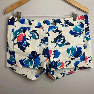💚 J. Crew - White, Blue & Red floral shorts - stretch - US6